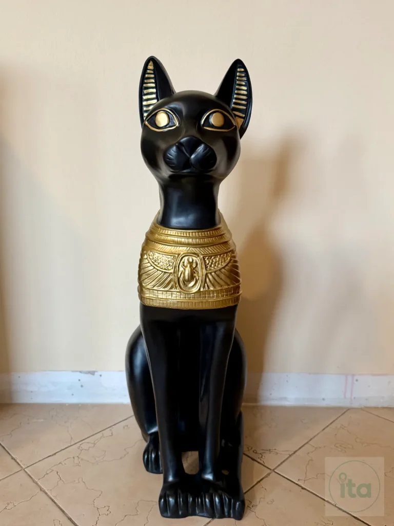 Statua della dea Bastet in vetroresina dipinta a mano - Image 01 (August 21, 2026)