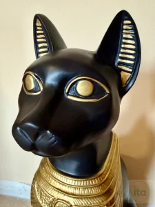 Statua della dea Bastet in vetroresina dipinta a mano - Image 08 (August 21, 2026)