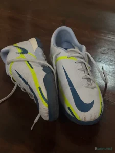 Nike phantom - Image 03 (August 5, 2026)