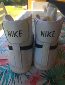 Scarpe da ginnastica Nike - Image 03 (October 2, 2026)