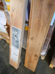Parquet laminato kronotex basic 6mm rovere. 2,92mq nuovo. - Image 02 (October 4, 2026)